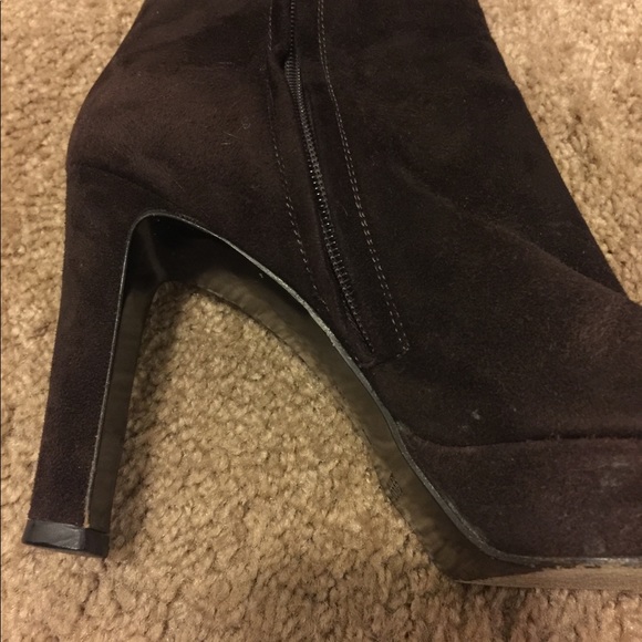 Women’s Boots - Picture 5 of 6